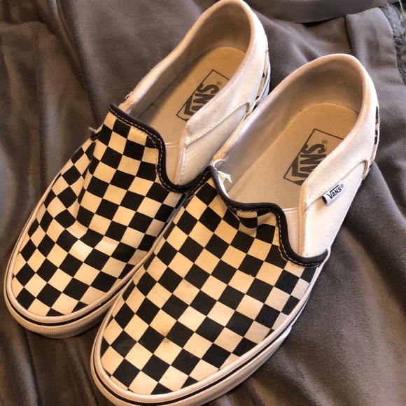 Vans Shoes - Vans Classic Slip On Checkerboard Sneaker Women’s size 9
